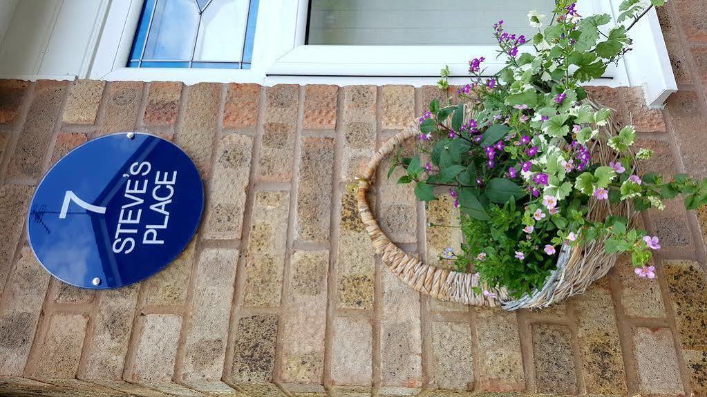 Steve'S Place Stoney Stanton エクステリア 写真
